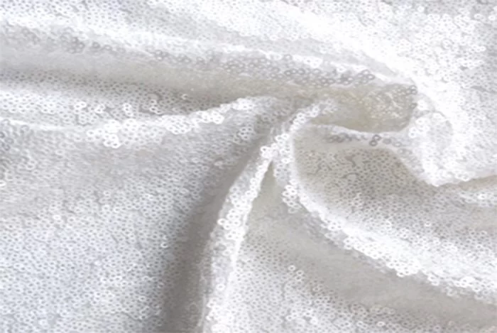 4FT x 6FT White Sequin Backdrop - Image 1