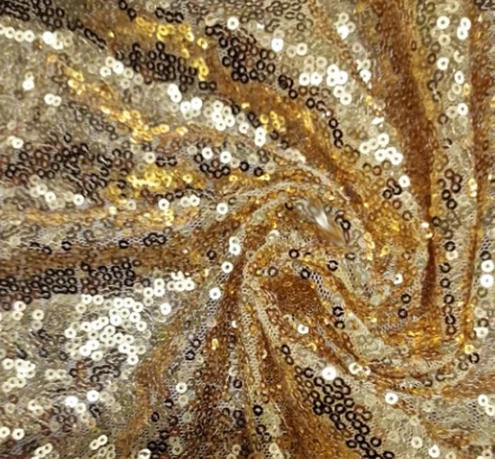 3FT x 6FT Pale Gold Sequin Backdrop - Image 1