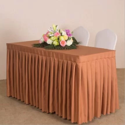 Fitted Tablecloth With Skirt